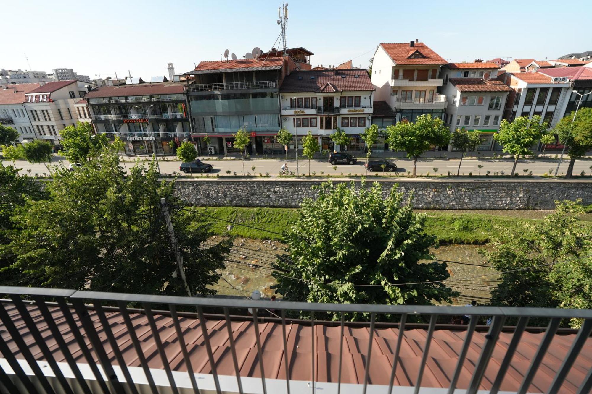Biond Hotel Prizren Dış mekan fotoğraf