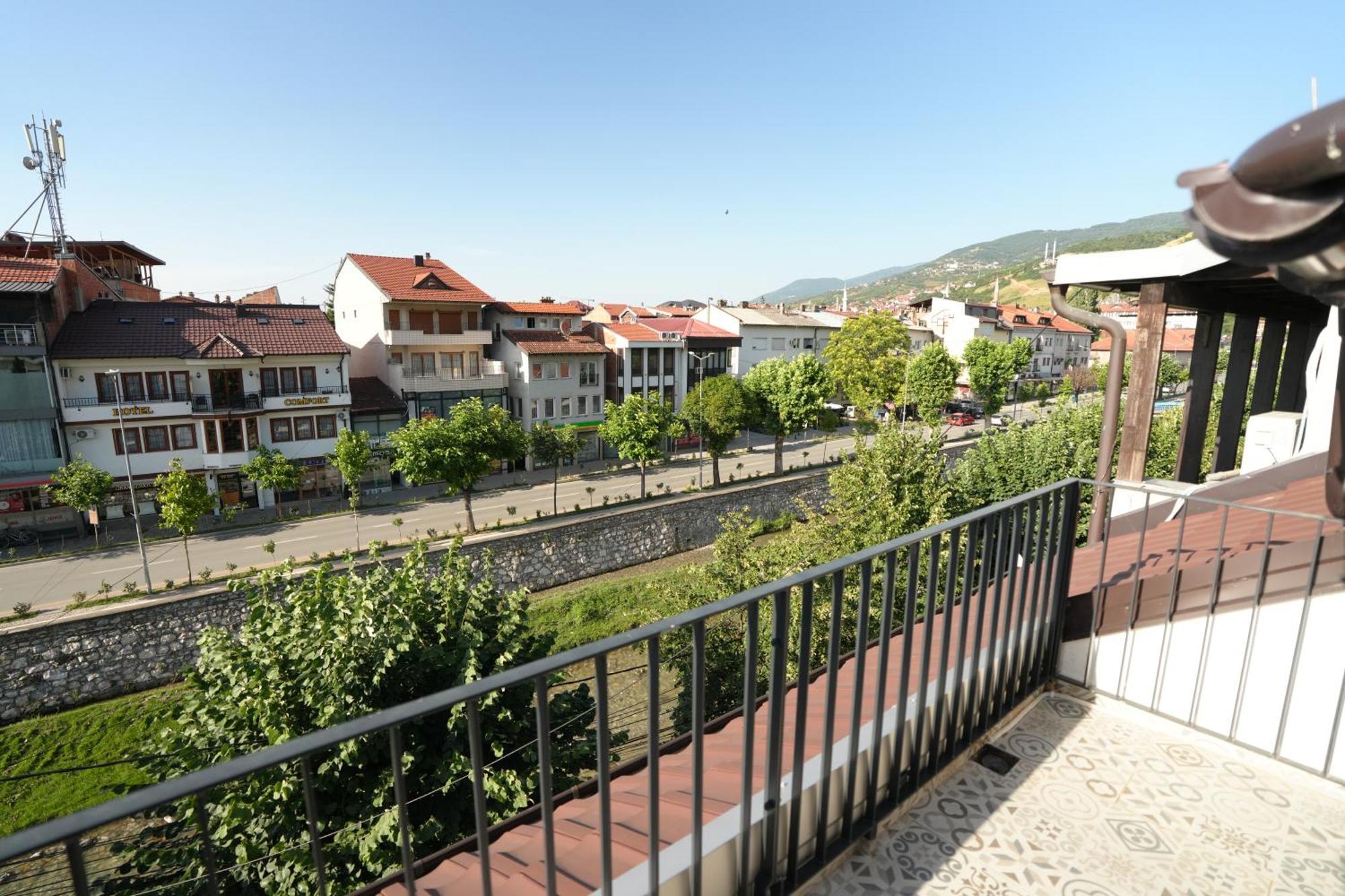 Biond Hotel Prizren Dış mekan fotoğraf