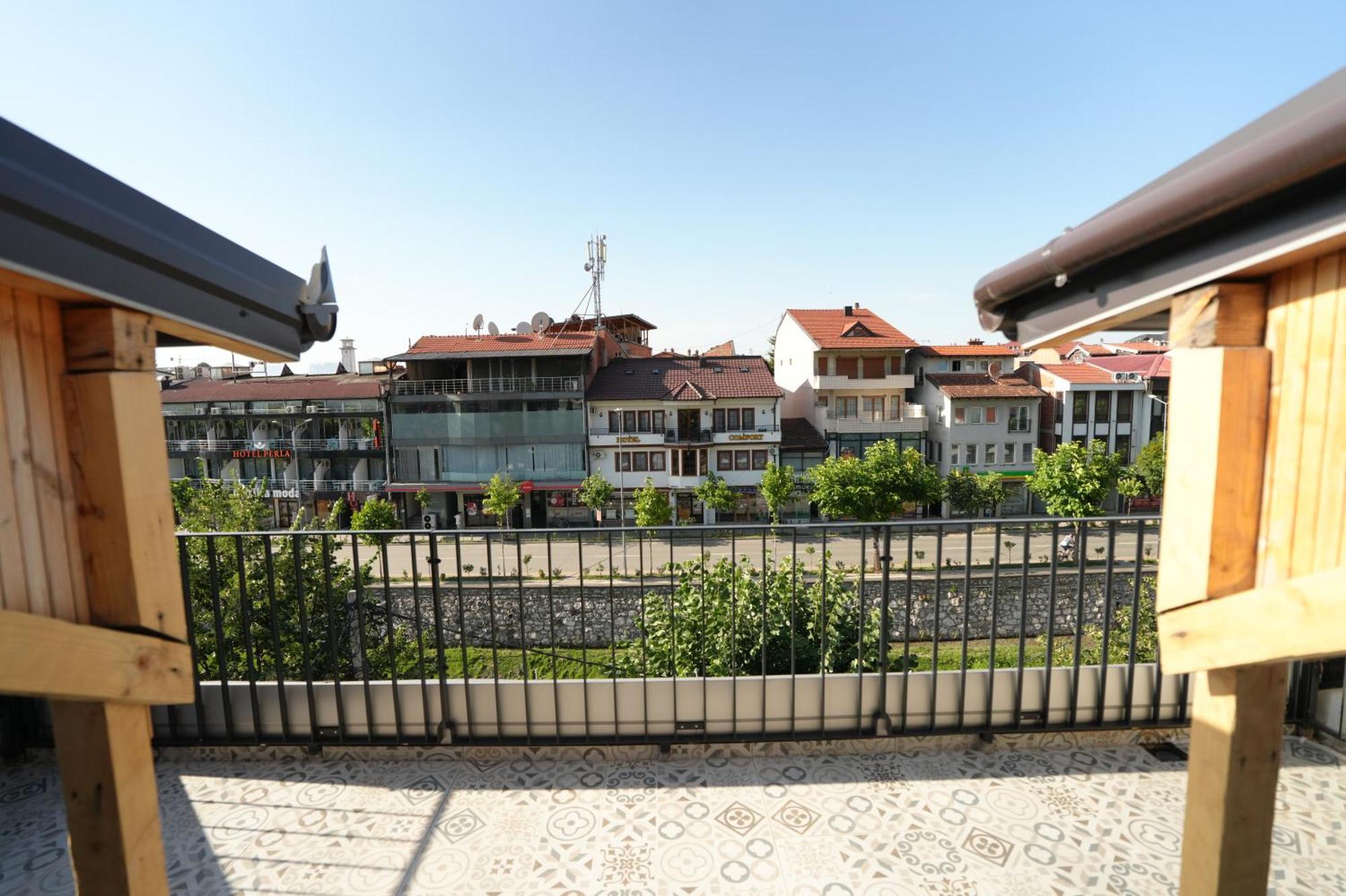 Biond Hotel Prizren Dış mekan fotoğraf