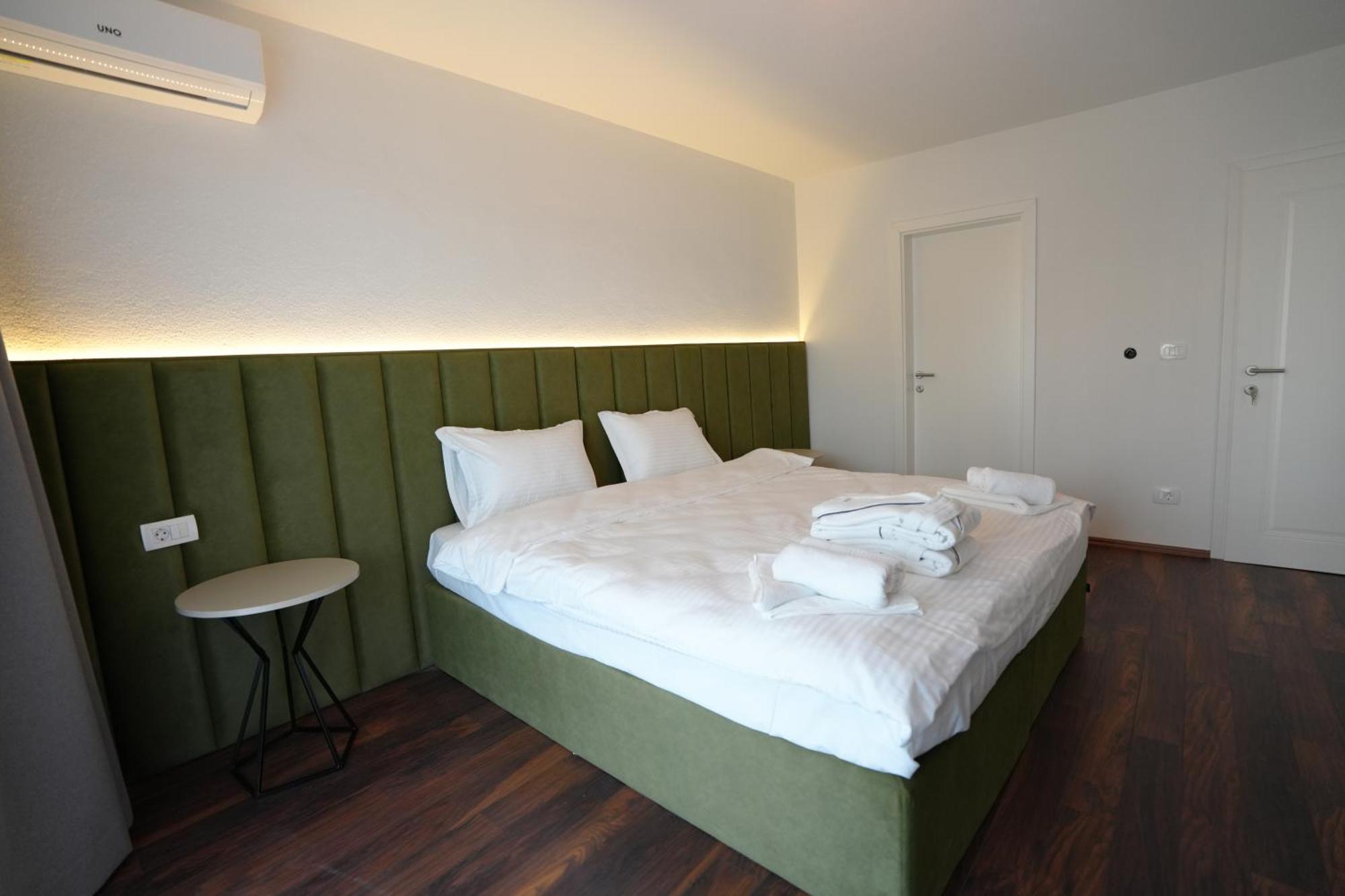 Biond Hotel Prizren Dış mekan fotoğraf