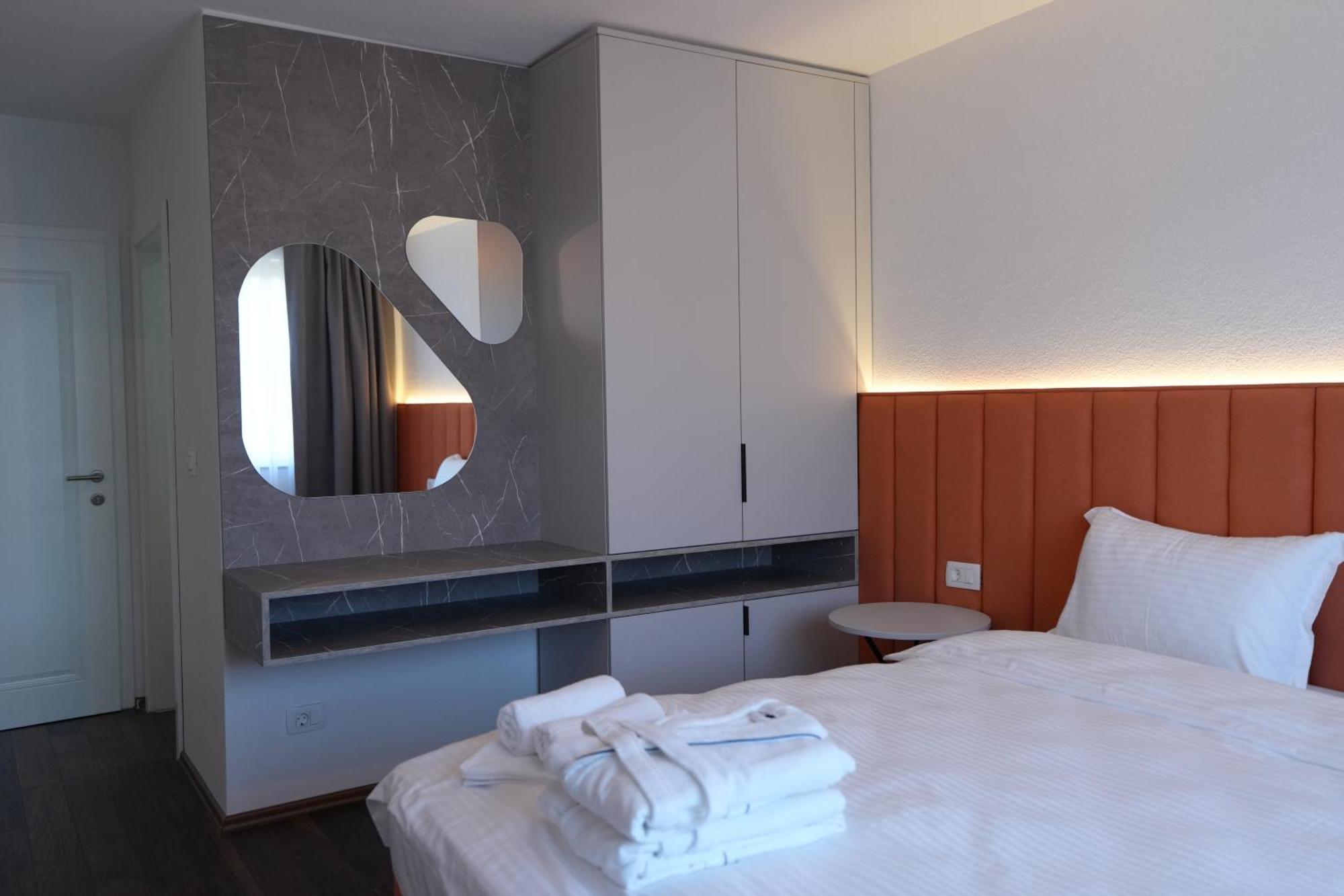 Biond Hotel Prizren Dış mekan fotoğraf