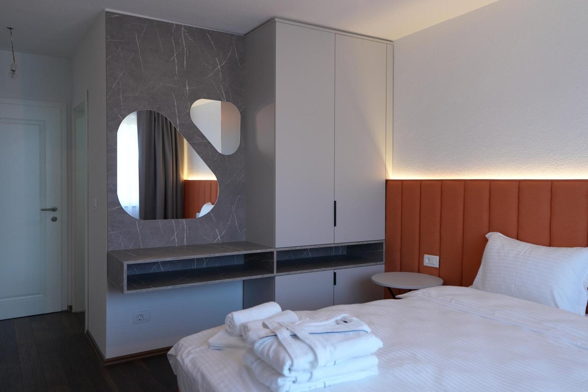 Biond Hotel Prizren Dış mekan fotoğraf